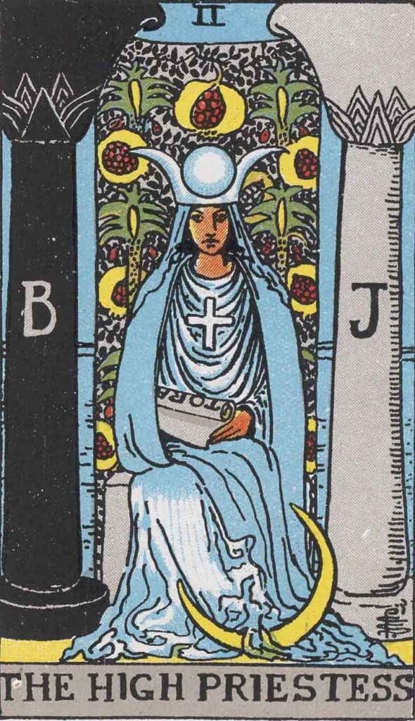 high priestess rider waite